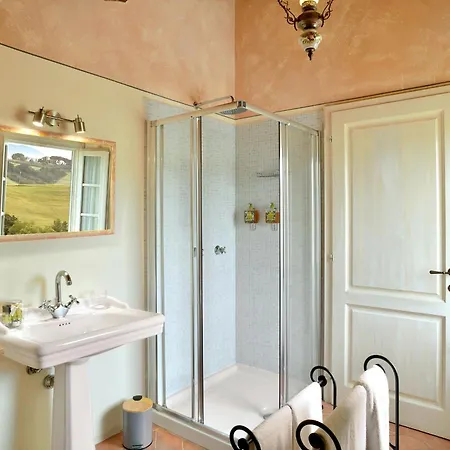 Le Giunche Alloggio per agriturismo *